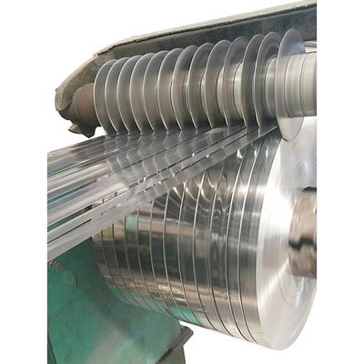 Q195/Q235/Dx51dは鋼鉄コイルのストリップChromatedおよび明るい表面に電流を通した